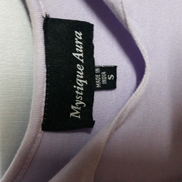 Mystique Aura Size S (SKU 46) - Picture 2 of 2